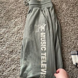 sweatpants